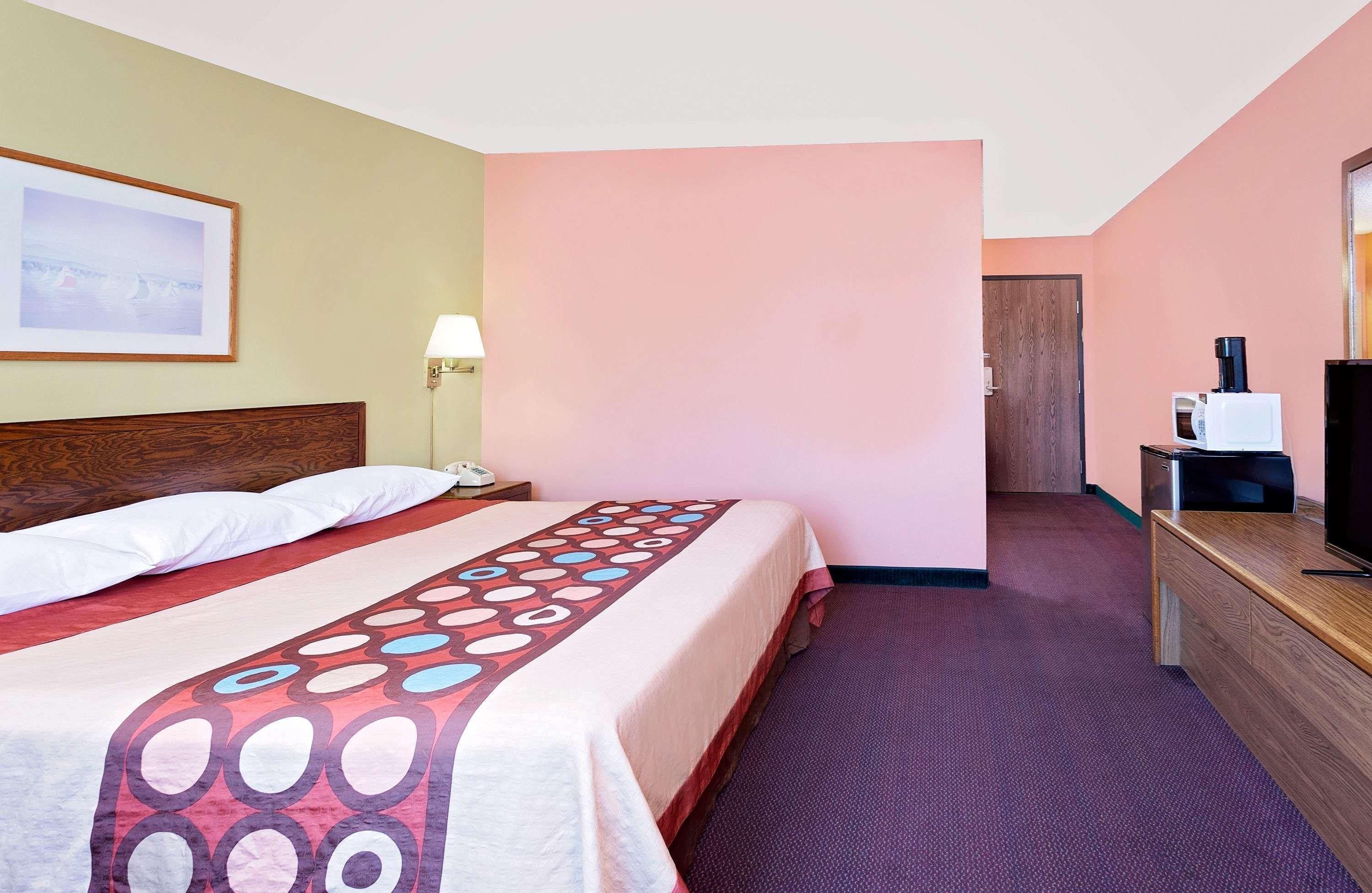 Super 8 By Wyndham Sturgeon Bay Exterior foto