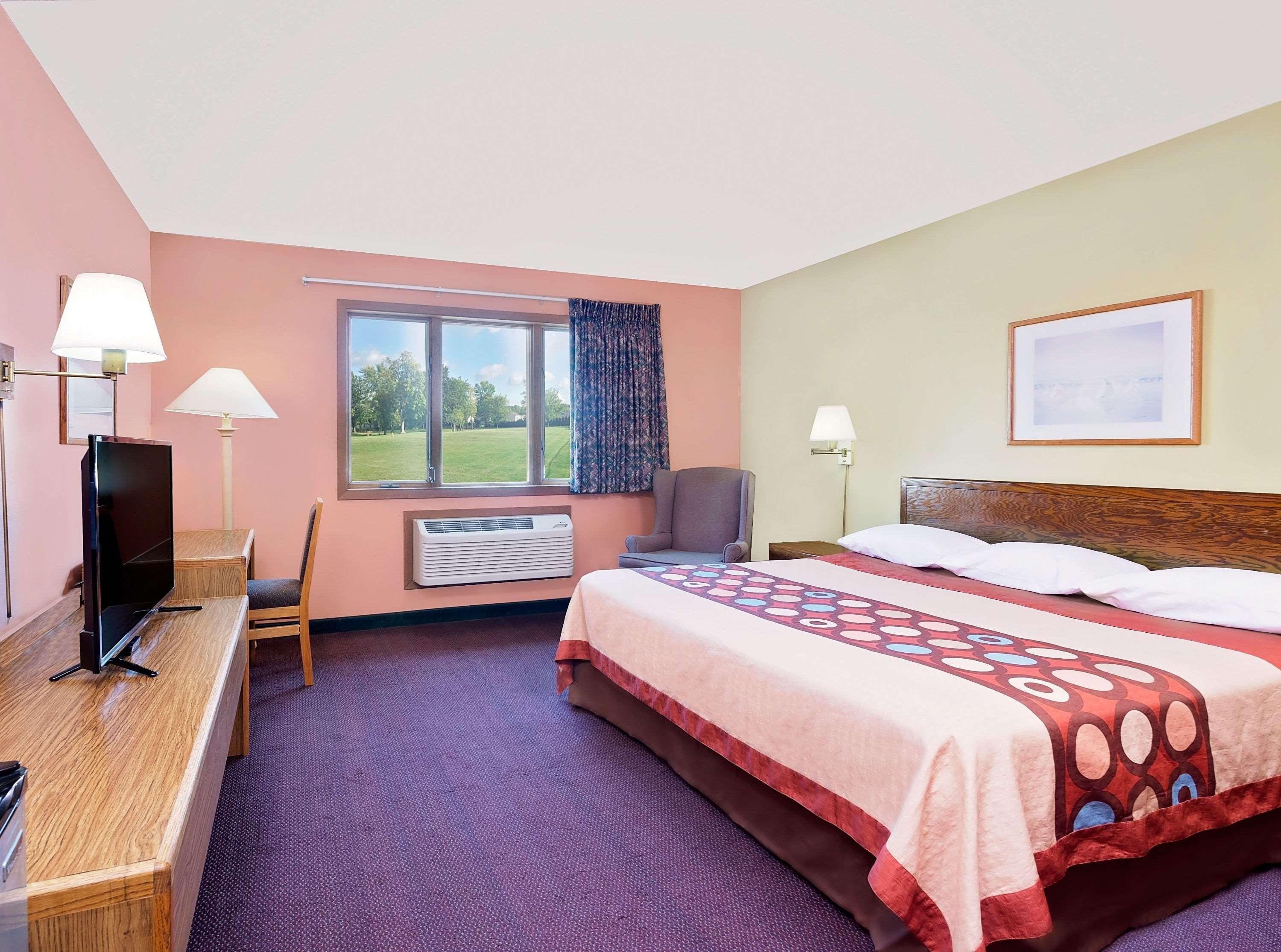 Super 8 By Wyndham Sturgeon Bay Exterior foto