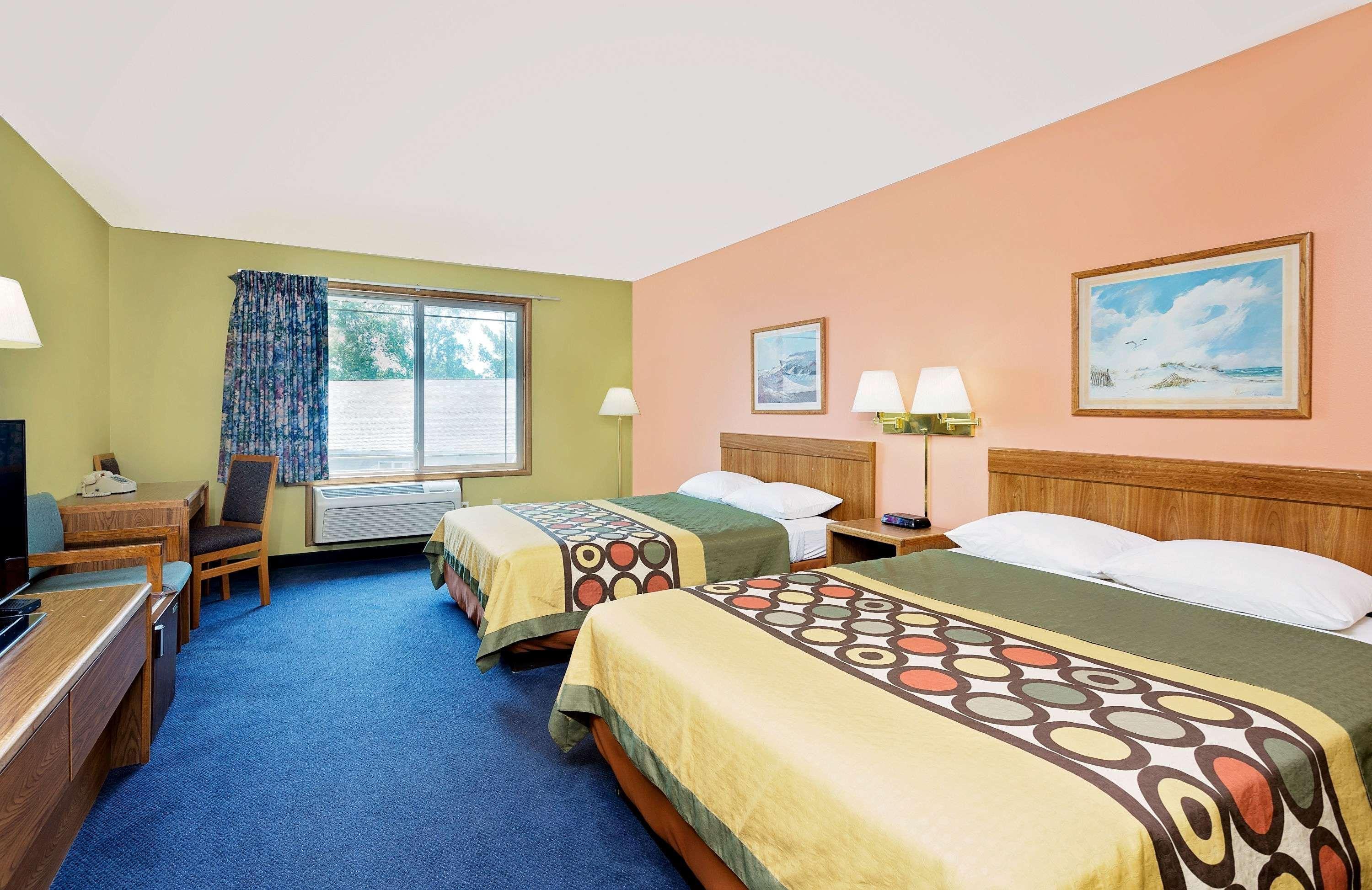 Super 8 By Wyndham Sturgeon Bay Exterior foto