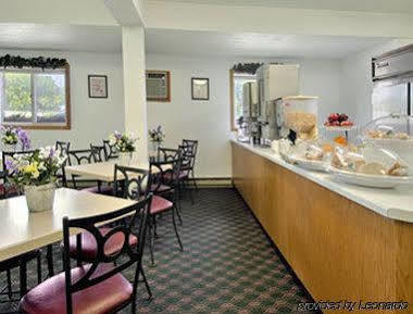 Super 8 By Wyndham Sturgeon Bay Exterior foto